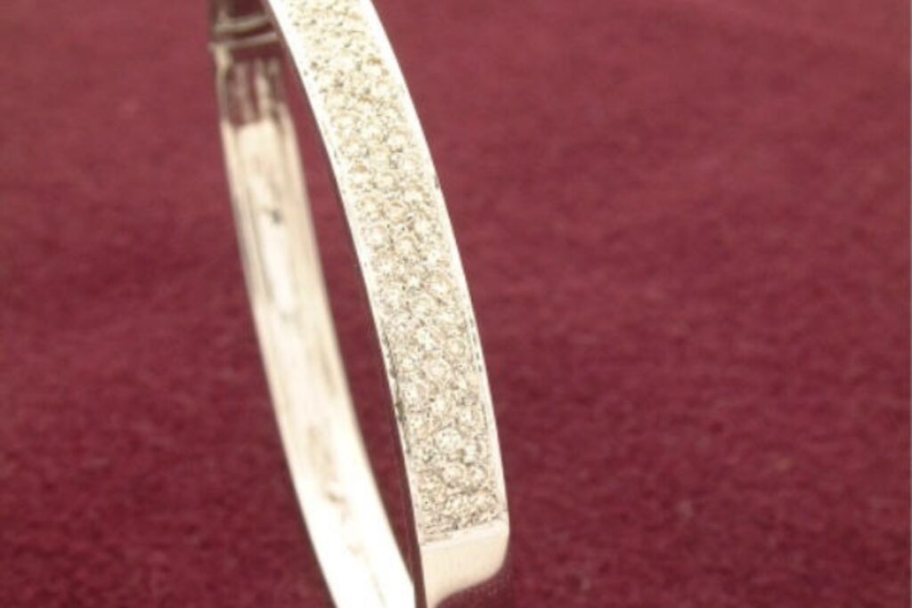 Bracelets (3)